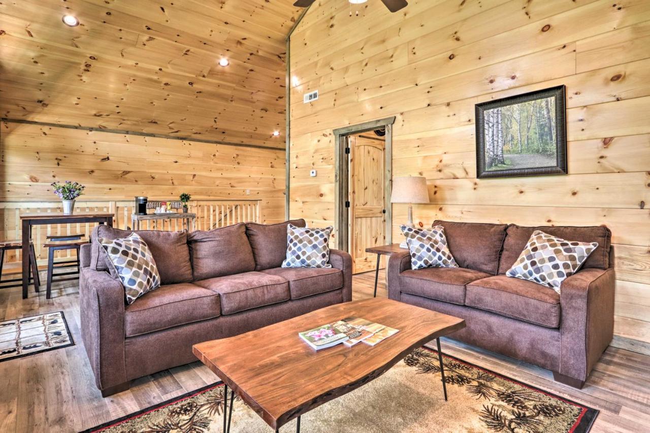 Modern Cabin With Hot Tub And Game Room In Gatlinburg! Exteriér fotografie