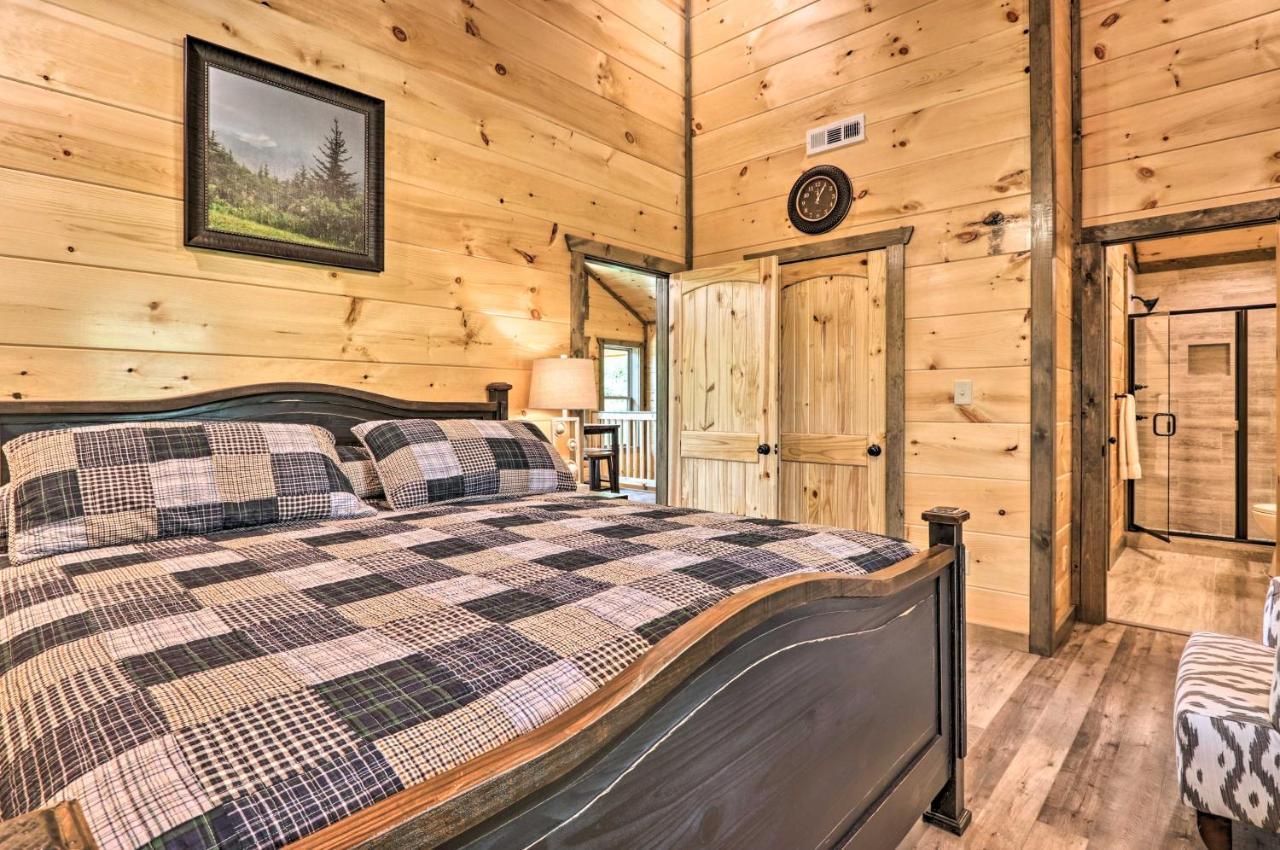 Modern Cabin With Hot Tub And Game Room In Gatlinburg! Exteriér fotografie