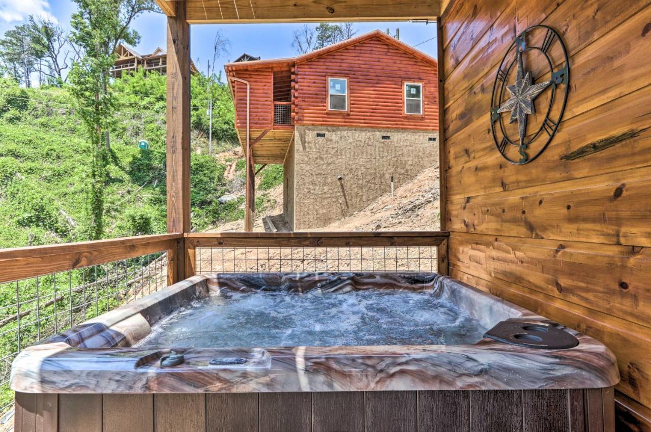 Modern Cabin With Hot Tub And Game Room In Gatlinburg! Exteriér fotografie